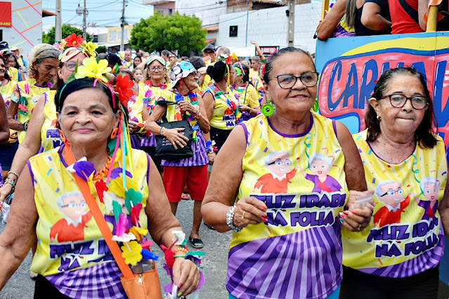 Carnaval de Macau de volta com o Feliz Idade na Folia - MACAU